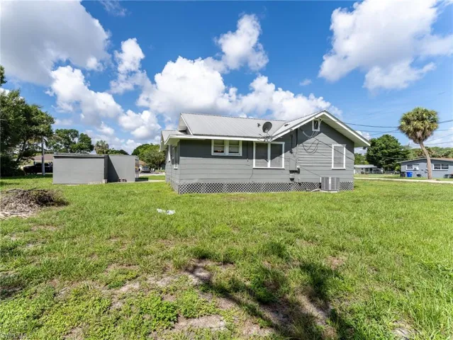 3802 Seminole Ave, Fort Myers, Florida 33916
