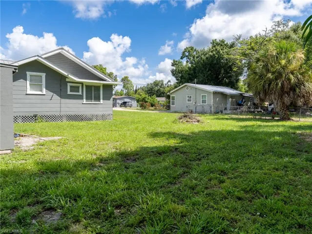 3802 Seminole Ave, Fort Myers, Florida 33916