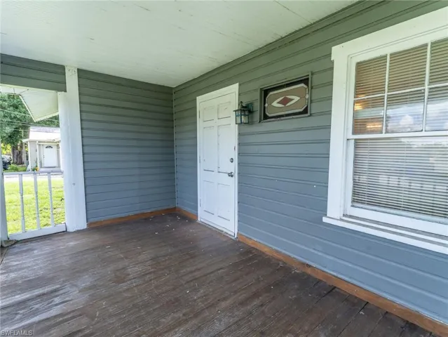 3802 Seminole Ave, Fort Myers, Florida 33916