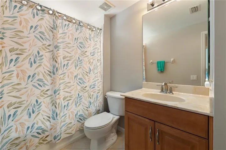 10033 Heather Ln, Naples, Florida 34119