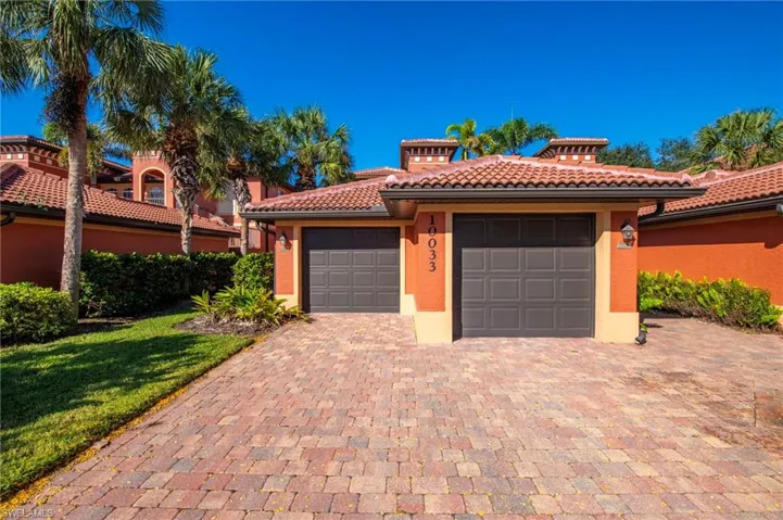 10033 Heather Ln, Naples, Florida 34119