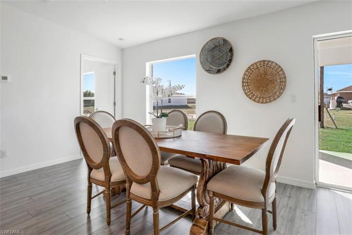 139 SE 22nd TER, CAPE CORAL FL 33990