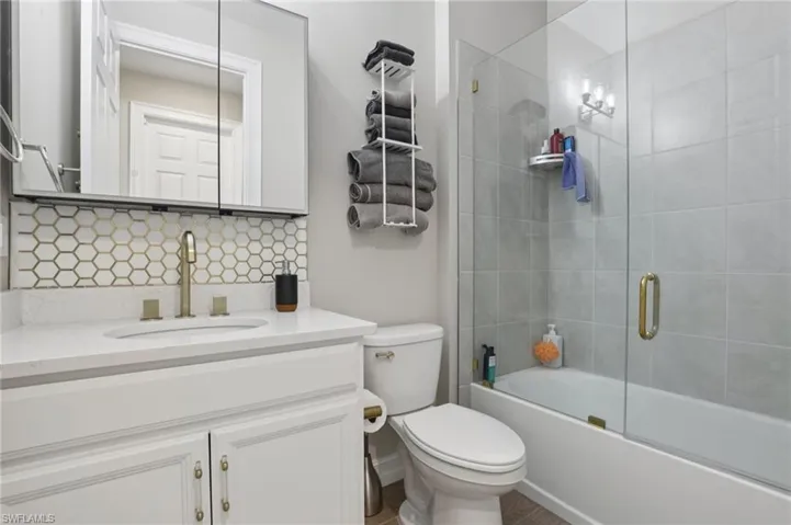 1108  Enbrook  LOOP, Naples, FL 34114