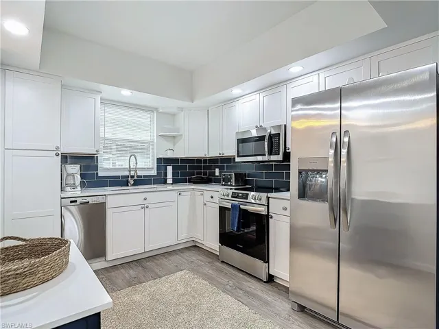 4613 SE 5th  AVE, Cape Coral, FL 33904