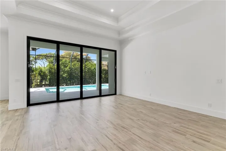 60 Tahiti Rd, Marco Island, Florida 34145