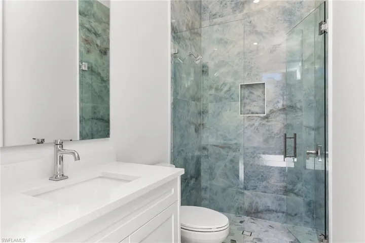 60 Tahiti Rd, Marco Island, Florida 34145