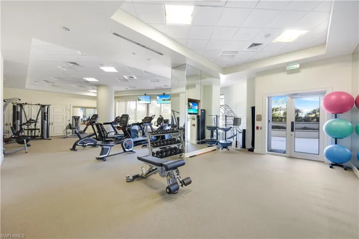 Exercise room with a drop ceiling