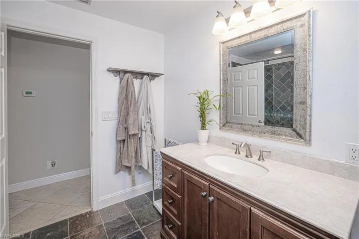 2274 Se 27th St, Cape Coral, Florida 33904