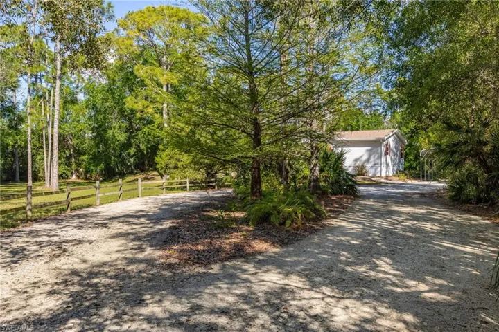 View of street with driveway