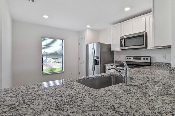 805  Gen D Macarthur  AVE, Labelle, FL 33935