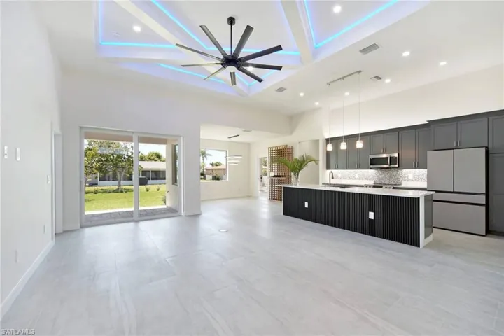 1426 Se 43rd Ter, Cape Coral, Florida 33904