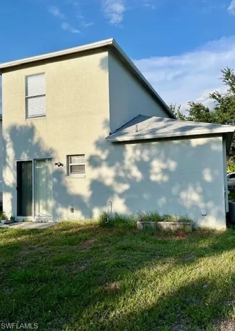 Back of house view 2