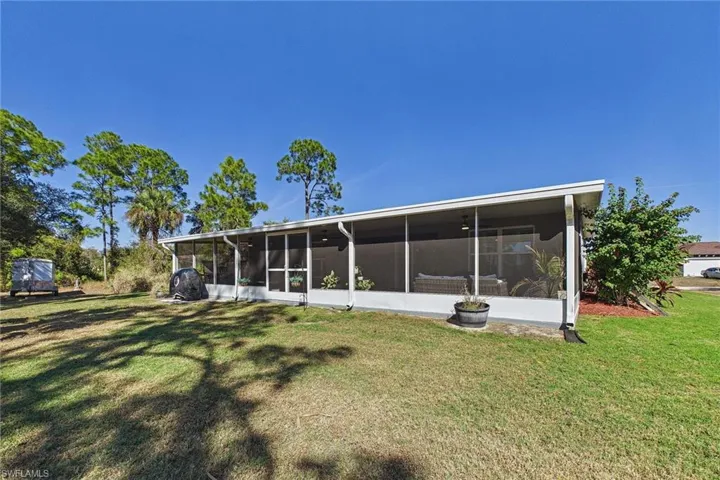 3008 Redwood Ln, Labelle, Florida 33935