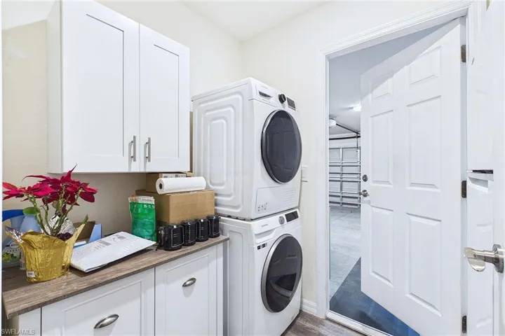 3008 Redwood Ln, Labelle, Florida 33935