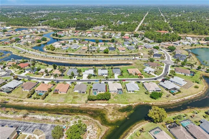 18310 Plumbago Ct, Lehigh Acres, Florida 33972