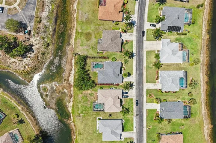 18310 Plumbago Ct, Lehigh Acres, Florida 33972