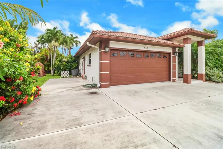 618 109th Ave N, Naples Fl 34108