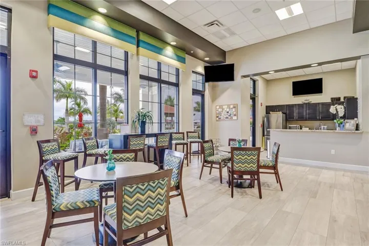 1233  Kendari  TER, Naples, FL 34113