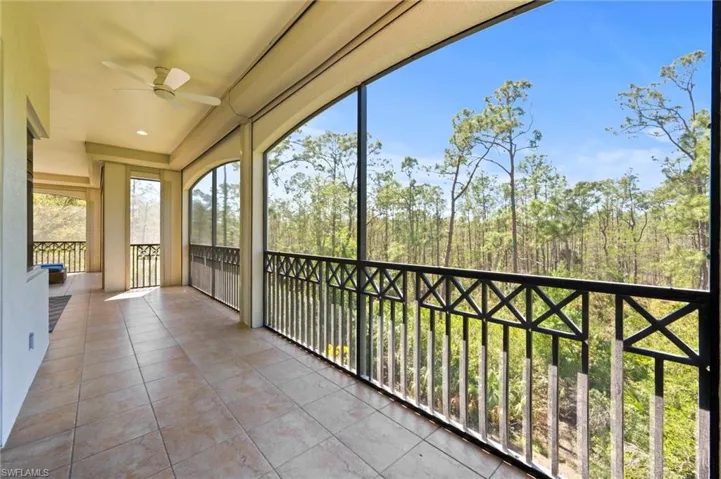 2882  Castillo  CT, Naples, FL 34109