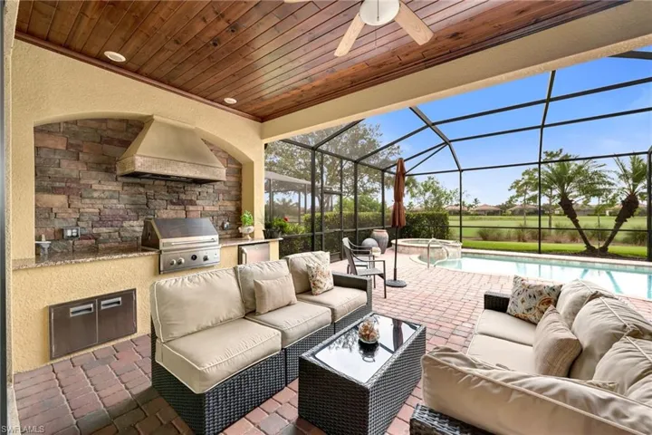 Outdoor Kitchen