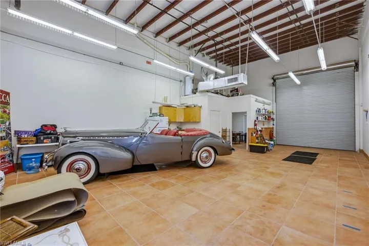 2371 Linwood Ave 104, Naples, Florida 34112