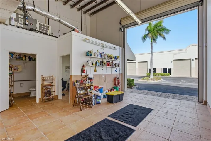 2371 Linwood Ave 104, Naples, Florida 34112