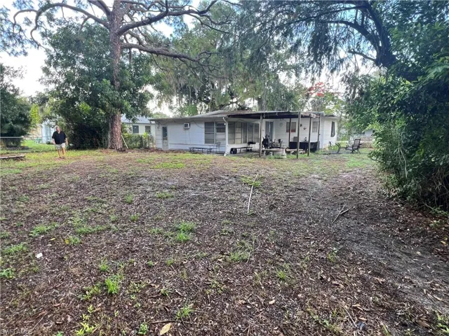 1802  Marilyn  DR, North Fort Myers, FL 33917
