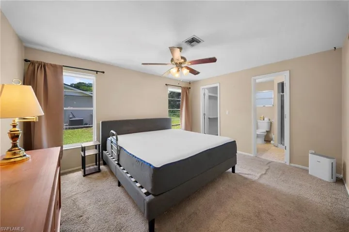 1583 Sunkist Way, Fort Myers, Florida 33905
