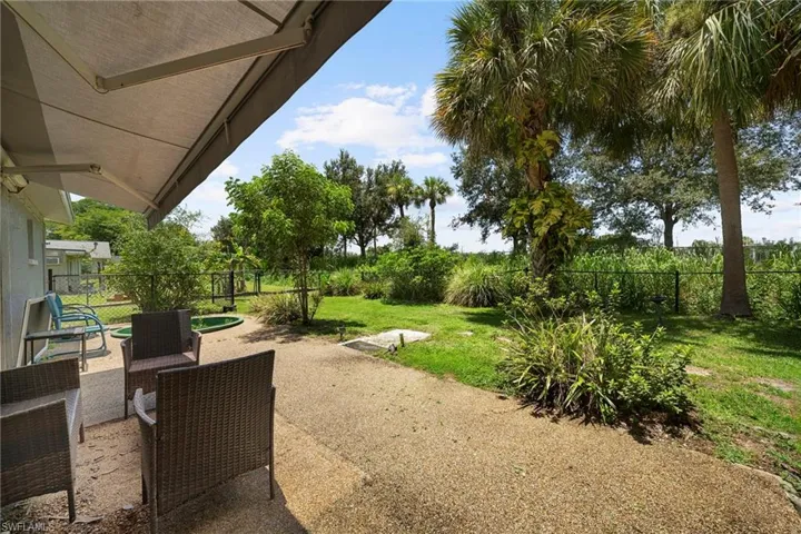 1583 Sunkist Way, Fort Myers, Florida 33905