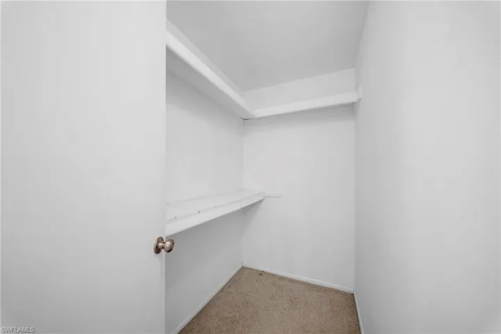 1583 Sunkist Way, Fort Myers, Florida 33905