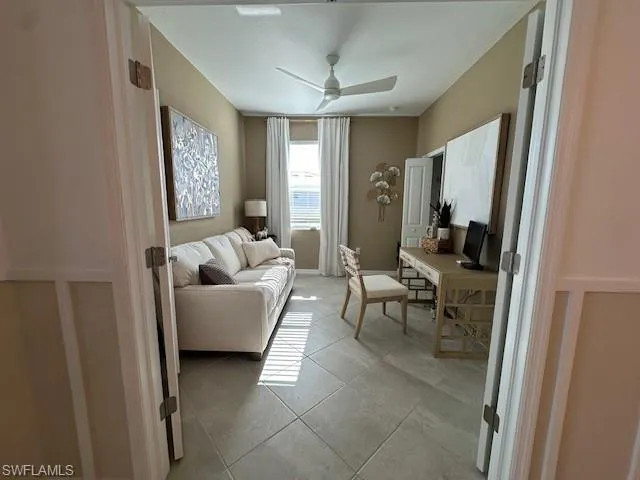 2055  Vermont  LN, Naples, FL 34120