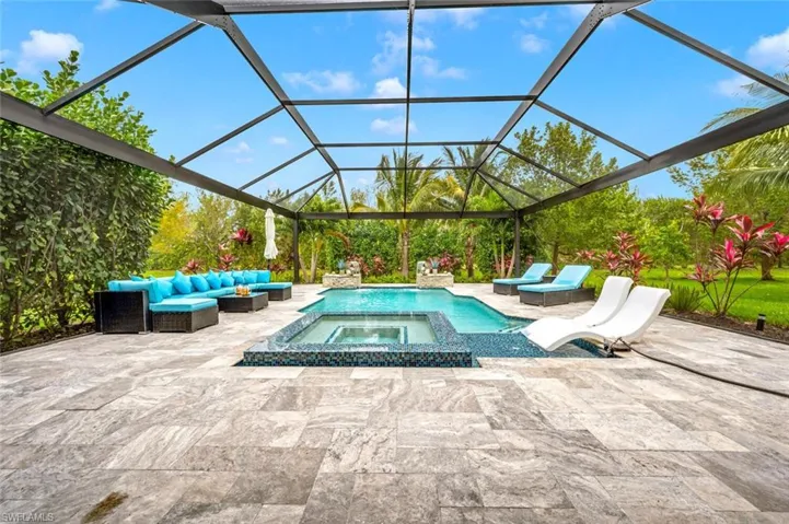 1979  Mustique  ST, Naples, FL 34120