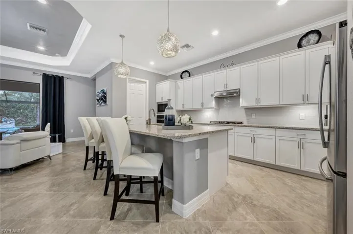 1979  Mustique  ST, Naples, FL 34120
