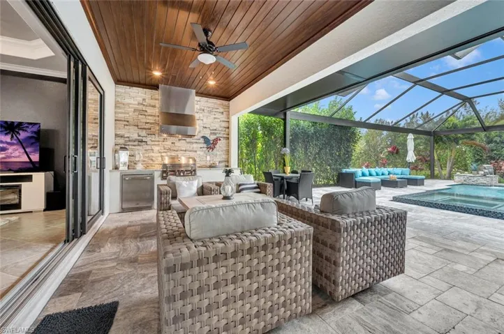 1979  Mustique  ST, Naples, FL 34120