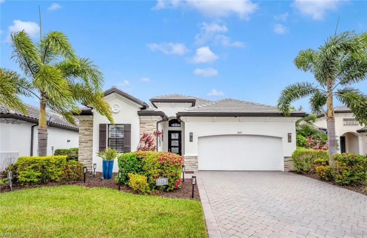 1979  Mustique  ST, Naples, FL 34120