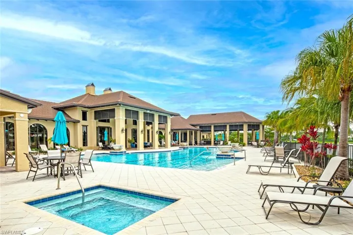 1979  Mustique  ST, Naples, FL 34120