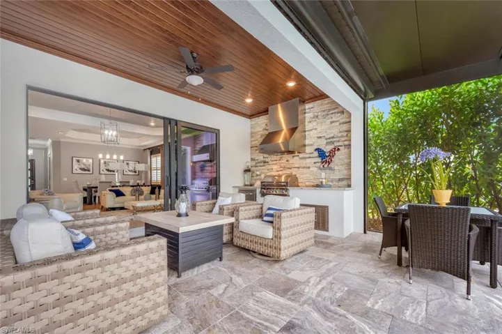 1979  Mustique  ST, Naples, FL 34120