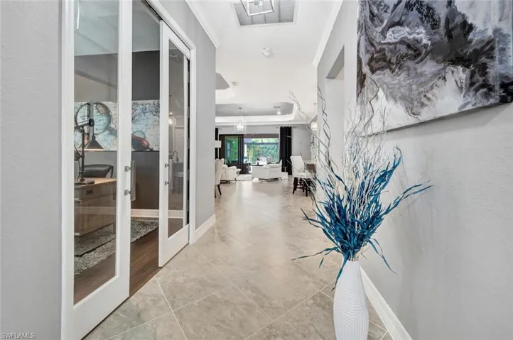1979  Mustique  ST, Naples, FL 34120