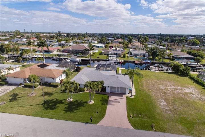 4911 SW 3rd AVE, CAPE CORAL FL 33914