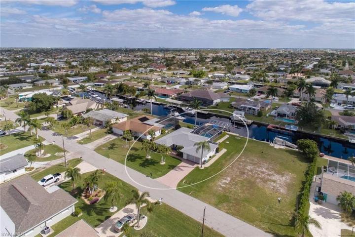 4911 SW 3rd AVE, CAPE CORAL FL 33914