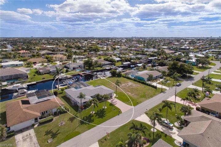 4911 SW 3rd AVE, CAPE CORAL FL 33914