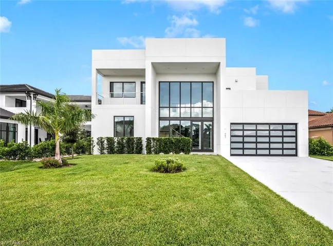 507  107th N AVE, Naples, FL 34108