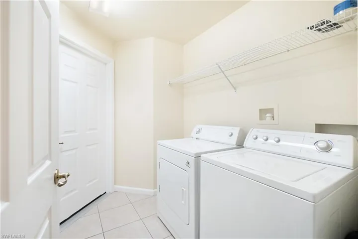 7110 Wild Forest Ct 102, Naples, Florida 34109