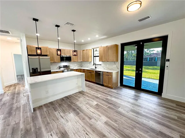Kitchen, Dining, french doors to lanai