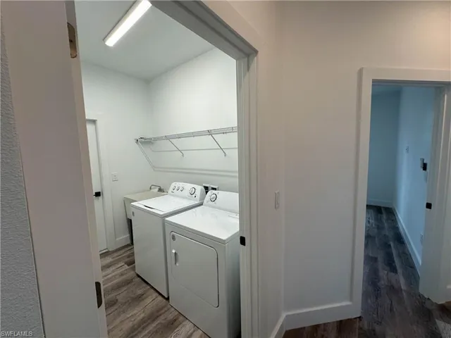 1521  Palmetto  AVE, Lehigh Acres, FL 33972