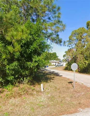 23 Robert Ave, Lehigh Acres, Florida 33936