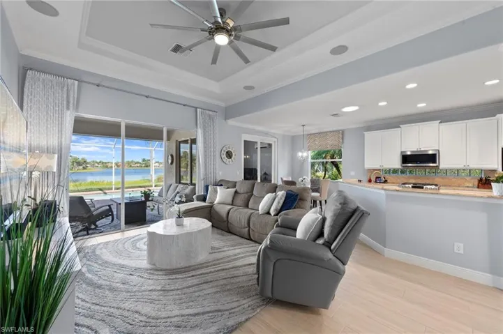 living room with direct access to lanai