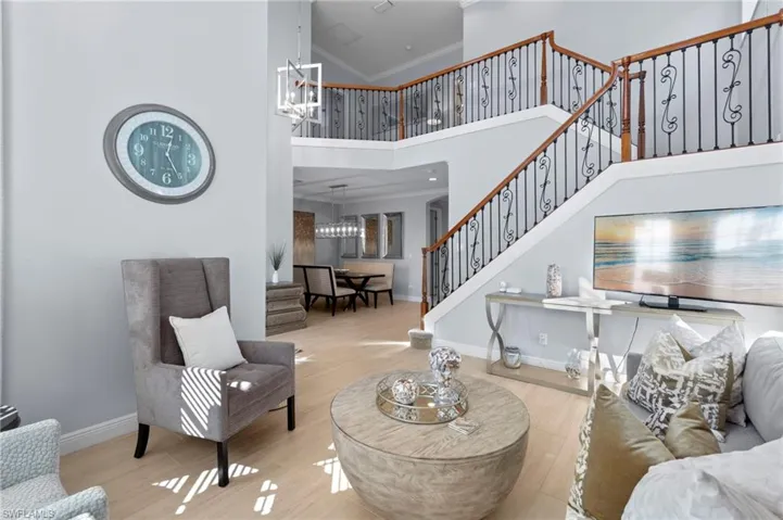2 story entrance and staircase