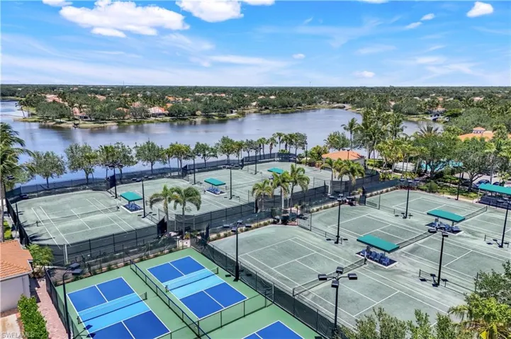 4796 Martinique Way, Naples, Florida 34119