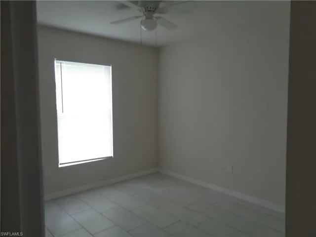 3816 Sw 15th Pl, Cape Coral, Florida 33914